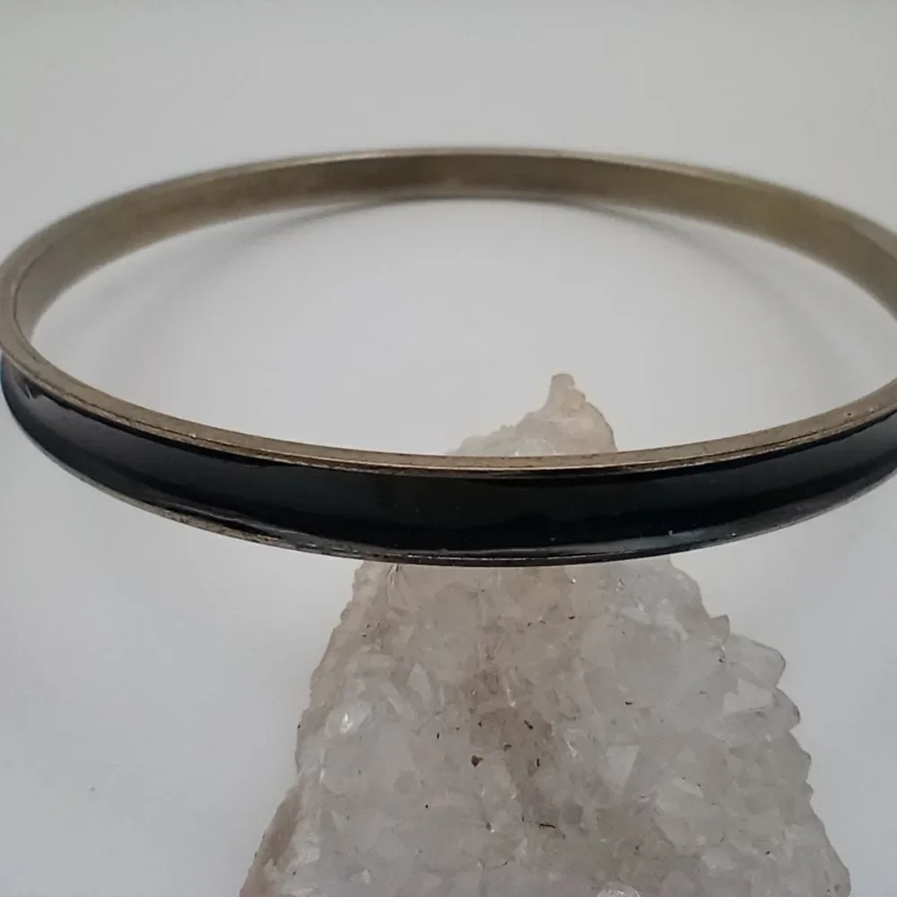 Onyx river bangle bracelet. B638
